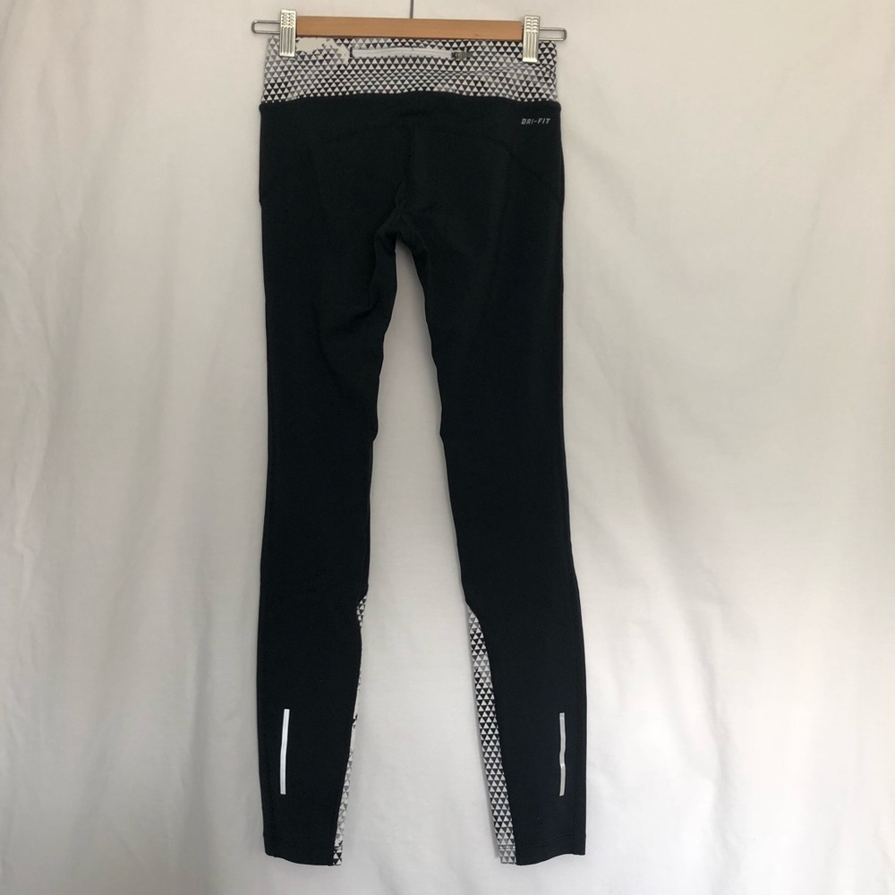 Nike Dri-fit Leggings - Picture 2 of 3
